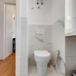 Homeby, Cozy Penthouse ميلان