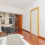 Bnbest Walk In Duomo 4-6 Pax Апартаменты *