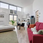 Apartment Modern Navigli - 4 *