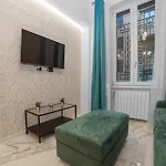 דירה Bright '44' Cosy And