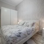 Bright '46' Cosy And Apartment *