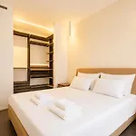 Royal Luxury P.zza Della Repubblica 3*