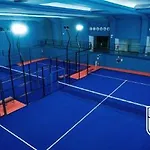 & Urban Padel