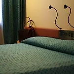 Albert Hotel Hotel 3*