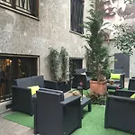 호텔 Carrobbio