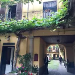 Lovelyloft - Alzaia Naviglio Apartment *