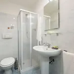 Apartamento Guesthost - Porta Garibaldi White Flats