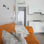 Italianway Comfort - Bligny 19a Glicine Apartment
