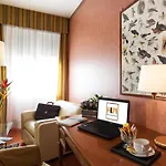 Lombardia 4* מילאנו
