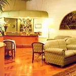 Hotel Albert Hotel 3*