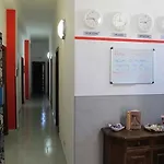 Ambrosiana Hotel *