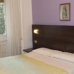 Hotel Catalani E Madrid 2*