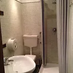 بيت ضيافة Villamelchiorre 1 ميلان