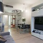 Royal Suites Hotel