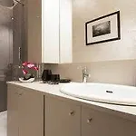 Royal Suites Hotel