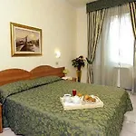 Hotel 22 Marzo