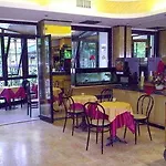 Adler 3* Milano