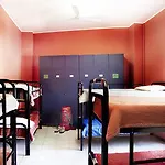 New Generation Navigli Hostel