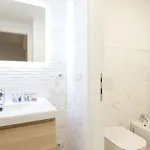شقة اتاليانواي ابارتمنتس - بيرغونزولي بليس