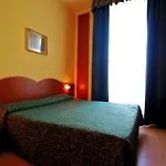 فندق ذه بِست 2*