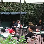 Bogart Hotel 2*