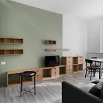 Up To - Residenze M13