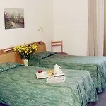 Adler 3* Milano