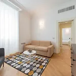 Royal - Centro Brera Apartment Milan
