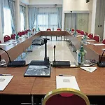 Ascot Hotel 4*