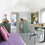 Giusti 6 3* Milano