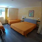 Ginosi Arizona 3*