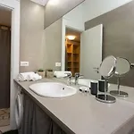 The Rent - Maciachini Two Bedroom Appartamento *