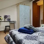 Apartament Casa Gorla Mediolan