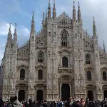 Apartment 10 Via Giuseppe Sirtori Milan
