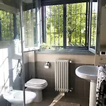 Flat With Private Garden- Direct Metro Connection To Duomo In 15 Min ميلان