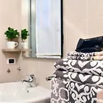 Flat With Private Garden- Direct Metro Connection To Duomo In 15 Min شقة *