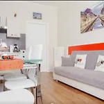 Rodica Comfort Navigli * Μιλάνο