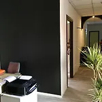 Minas Pensión 3*