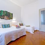 Alessia's Flat- Loreto 2 * Милан