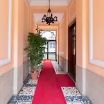 Alessia's Flat- Loreto 2 Апартаменты Милан