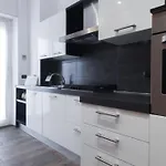 Italianway Comfort - Corsica 61 * Milano