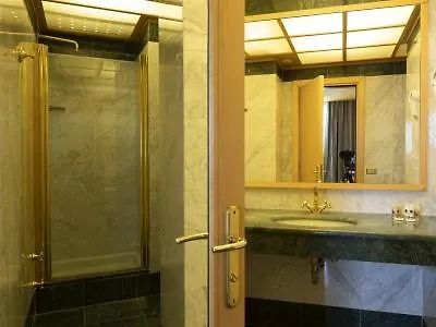 Hotel Life Poliziano, By R Collection Milan