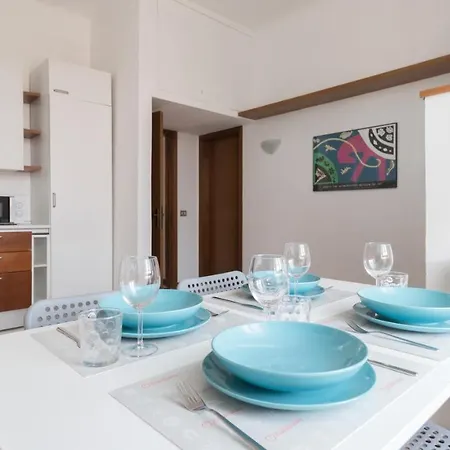 Apartment Italianway - Lancetti 33 Milan
