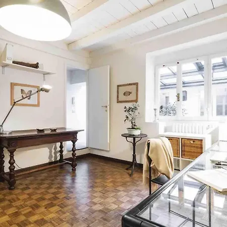 Contempora - Ticinese 69 Milán
