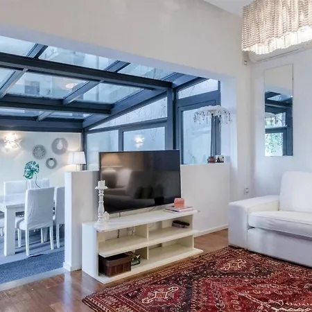 Apartment Hintown American Dream *