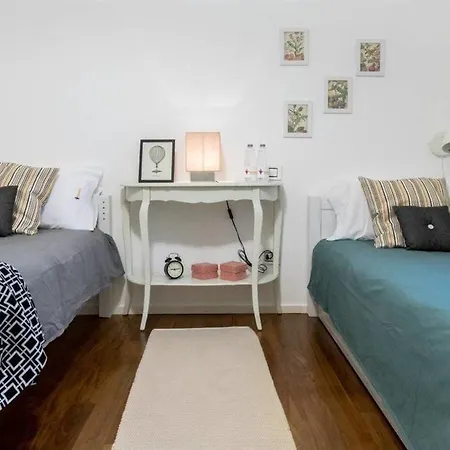 Apartment Hintown American Dream