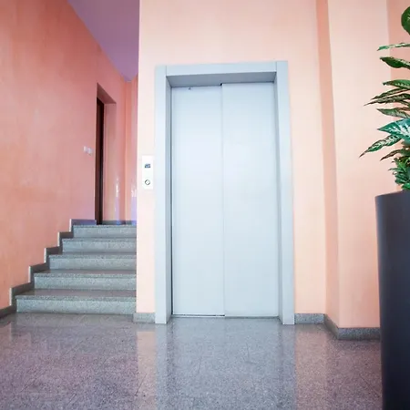 Zona Isola Stazione Garibaldi 6pax-wifi * 米兰