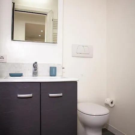 Zona Isola Stazione Garibaldi 6pax-wifi Апартаменты