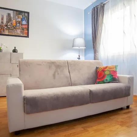 Апартаменты Zona Isola Stazione Garibaldi 6pax-wifi