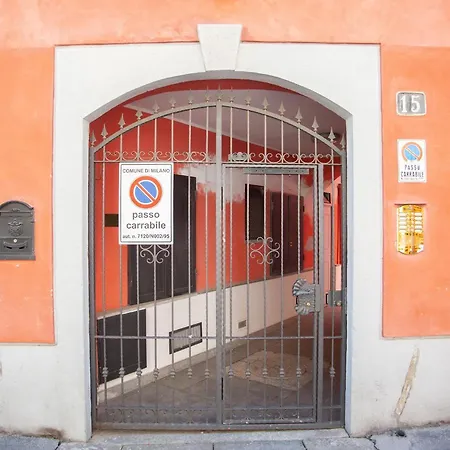 Апартаменты Medea - Peaceful Arco Della Pace Flat 2pax Wifi